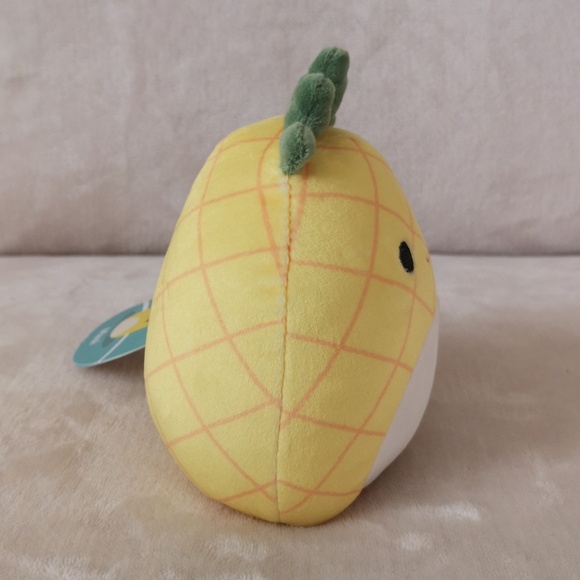 Squishmallow 5 inches Maui, yellow pineapple - Picture 4 of 6